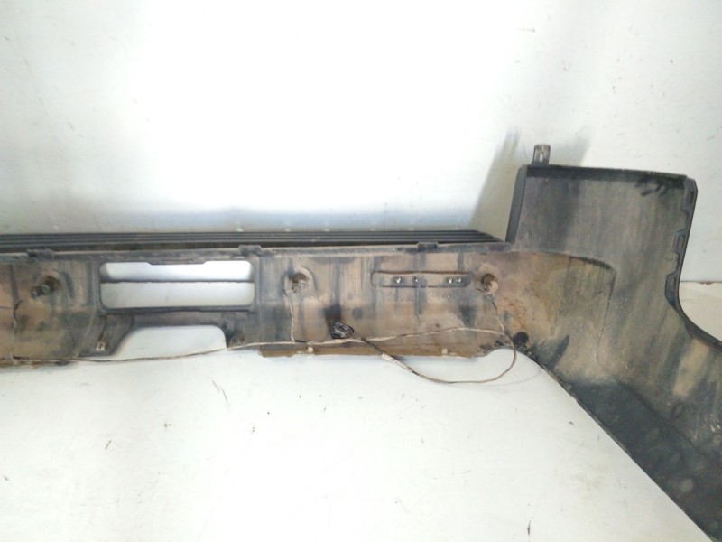 Recambio de paragolpes trasero para land rover discovery v6 td hse referencia OEM IAM   