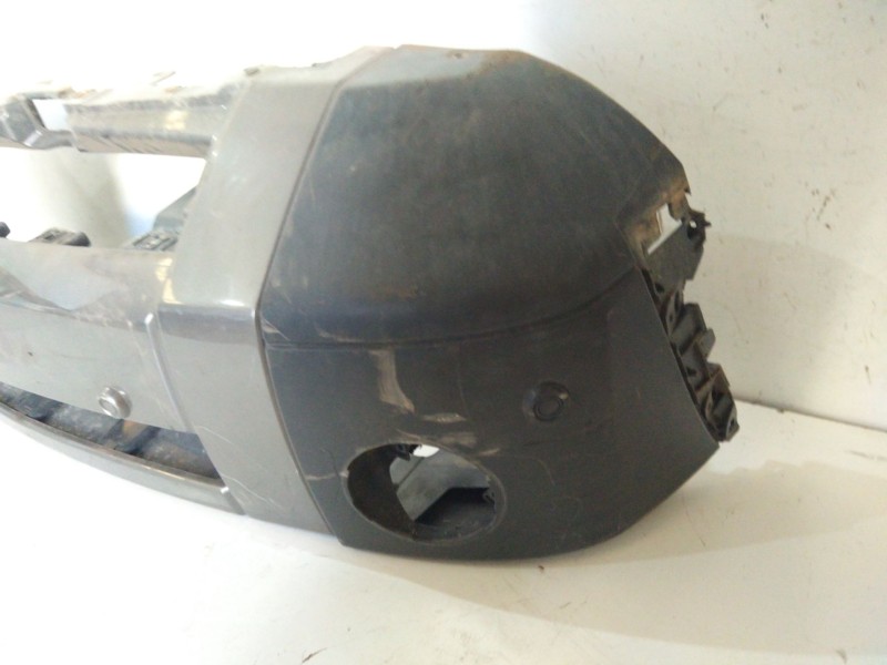 Recambio de paragolpes delantero para land rover discovery v6 td hse referencia OEM IAM   