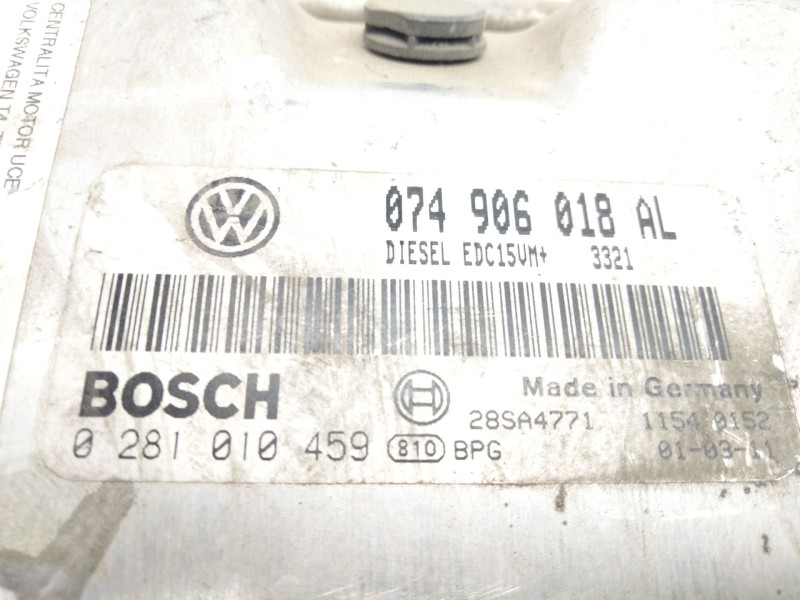 Recambio de centralita motor uce para volkswagen t4 transporter/furgoneta (mod. 1991) 2.5 tdi referencia OEM IAM 074906018 317 