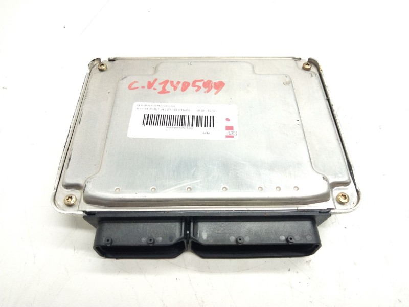 Recambio de centralita motor uce para audi a4 avant (8e) 2.5 tdi (114kw) referencia OEM IAM 8E0907401  