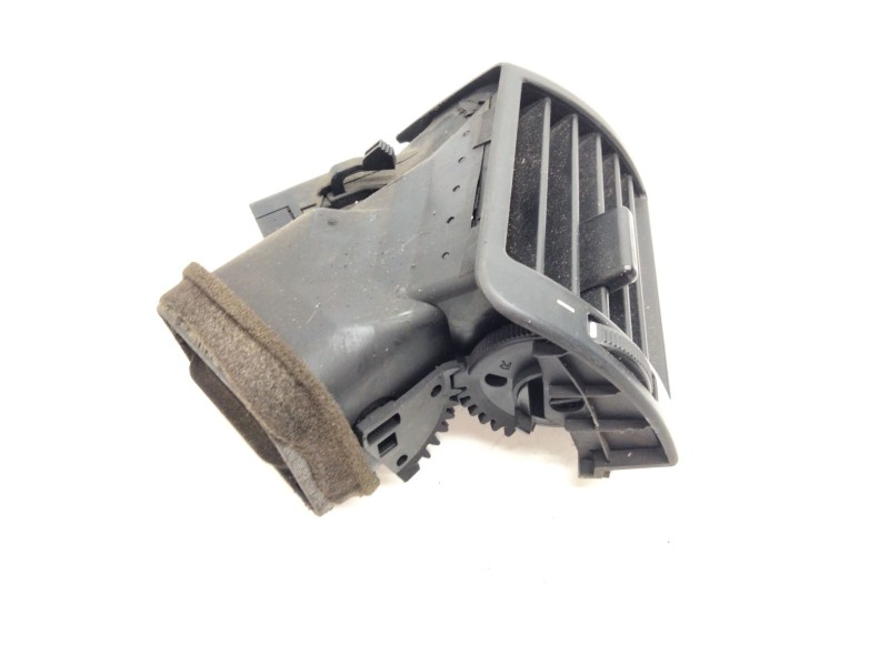 Recambio de aireador derecho para bmw serie 3 berlina (e46) 2.0 16v diesel cat referencia OEM IAM 8361898  