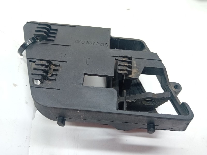 Recambio de maneta interior trasera izquierda para seat cordoba (6k1, 6k2) 1.6 i referencia OEM IAM 6K0837221C  