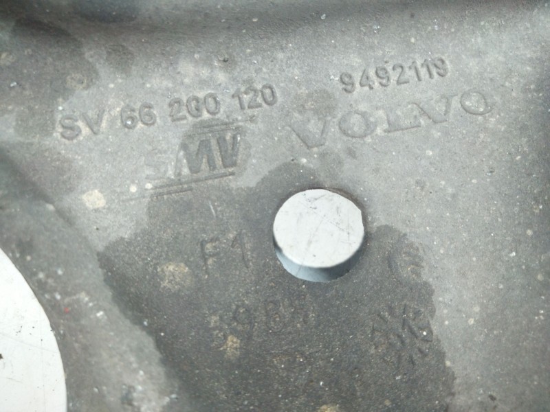 Recambio de brazo suspension inferior delantero izquierdo para volvo s60 berlina 2.4 (103kw) referencia OEM IAM 9492119  