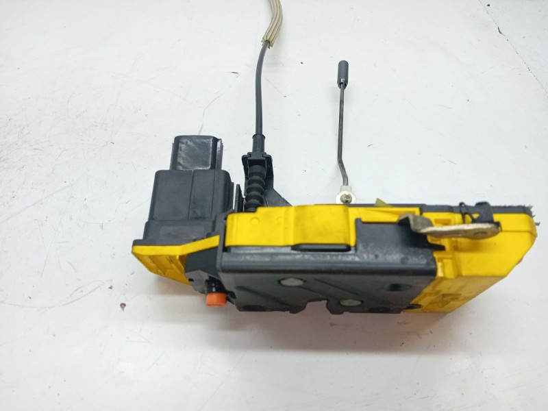 Recambio de cerradura puerta trasera izquierda para volvo s60 berlina 2.4 (103kw) referencia OEM IAM   