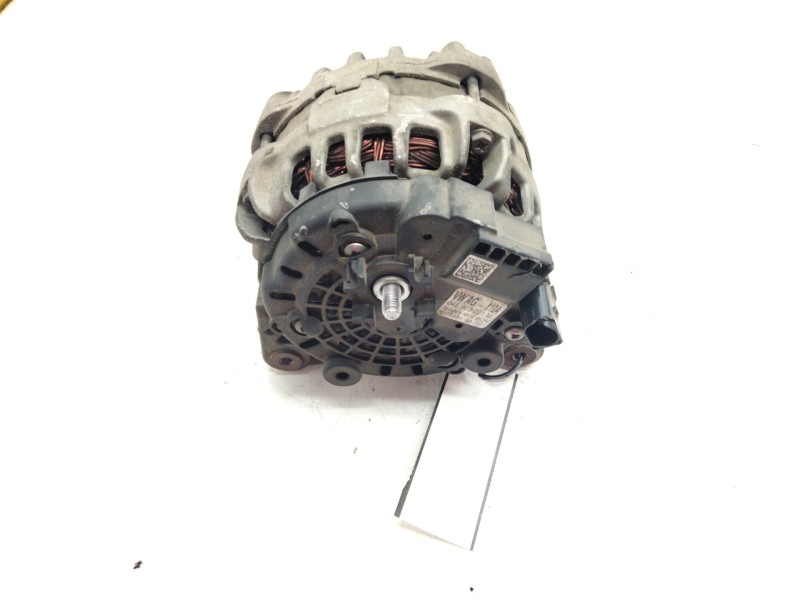 Recambio de alternador para seat leon sc (5f5) 1.2 tsi referencia OEM IAM 04E903021M  