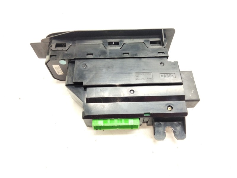 Recambio de mando elevalunas delantero derecho para volvo s60 berlina 2.4 (103kw) referencia OEM IAM 8651328  