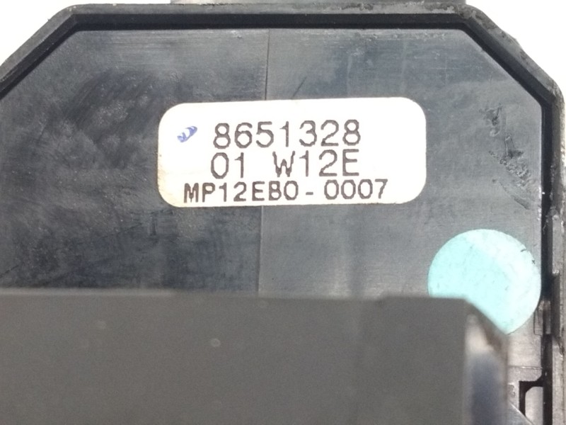 Recambio de mando elevalunas delantero derecho para volvo s60 berlina 2.4 (103kw) referencia OEM IAM 8651328  