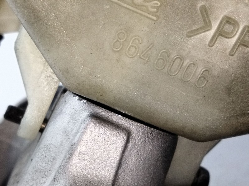 Recambio de bomba freno para volvo s60 berlina 2.4 (103kw) referencia OEM IAM 8646006  