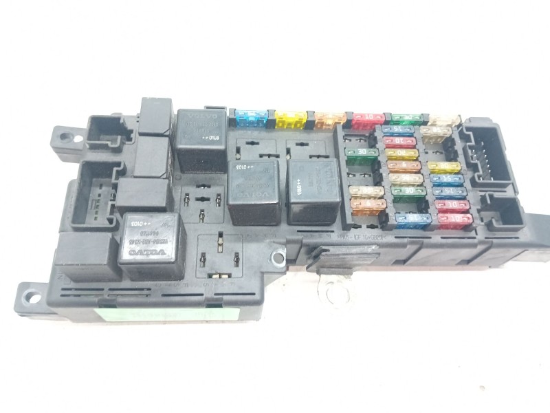 Recambio de caja reles para volvo s60 berlina 2.4 (103kw) referencia OEM IAM 9452993  