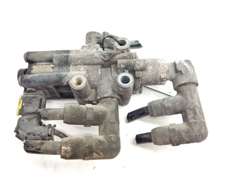 Recambio de valvula aire para scania serie p/g/r (l-clase) referencia OEM IAM 2158373  