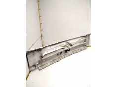 Recambio de rejilla delantera para renault trucks b caja/chasis 70 referencia OEM IAM 5010148955   2