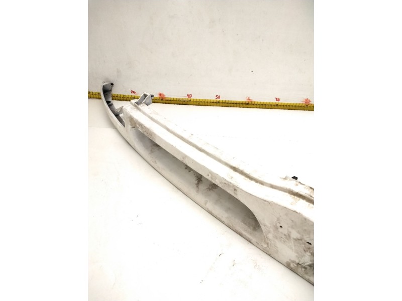 Recambio de rejilla delantera para nissan vanette cargo furgón (hc 23) 1.6 i referencia OEM IAM 623101C400  BLANCA