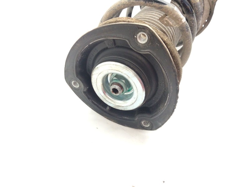 Recambio de amortiguador delantero derecho para seat leon sc (5f5) 1.2 tsi referencia OEM IAM 5Q0413023FP  