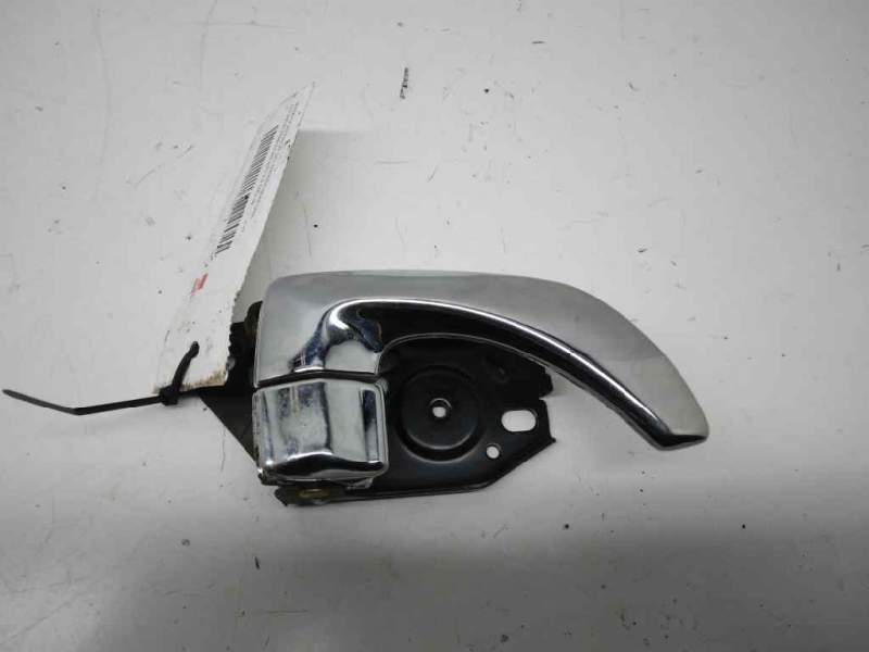 Recambio de maneta interior delantera derecha para hyundai terracan (hp) 2.9 crdi gl referencia OEM IAM   