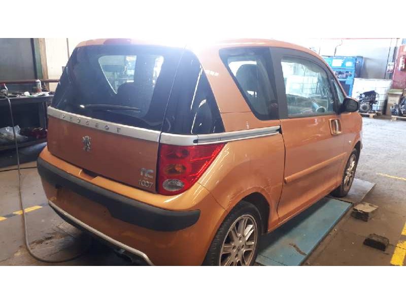 peugeot 1007 del año 2006