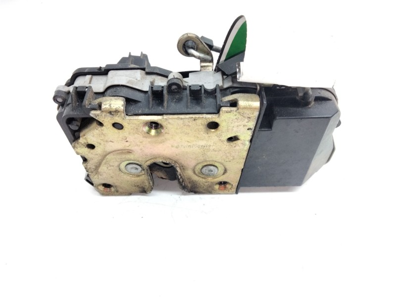 Recambio de cerradura puerta delantera izquierda para peugeot 307 sw (3h) 1.6 hdi 110 referencia OEM IAM   