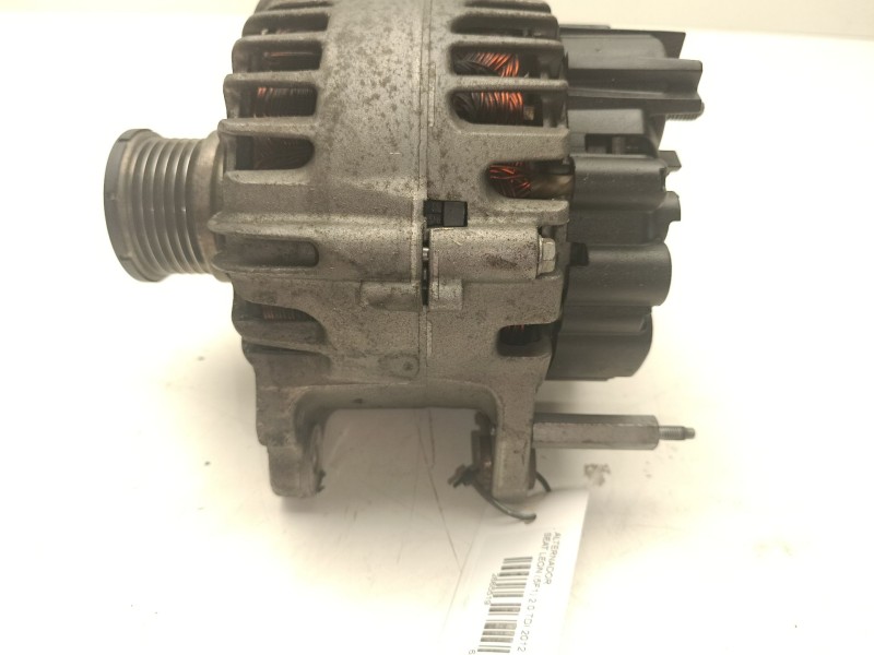 Recambio de alternador para seat leon (5f1) 2.0 tdi referencia OEM IAM 03L903023J  