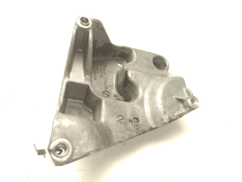 Recambio de soporte compresor de aire acondicionado para bmw x3 (e83) 2.0 d referencia OEM IAM 64557794614  