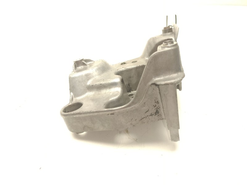 Recambio de soporte compresor de aire acondicionado para bmw x3 (e83) 2.0 d referencia OEM IAM 64557794614  