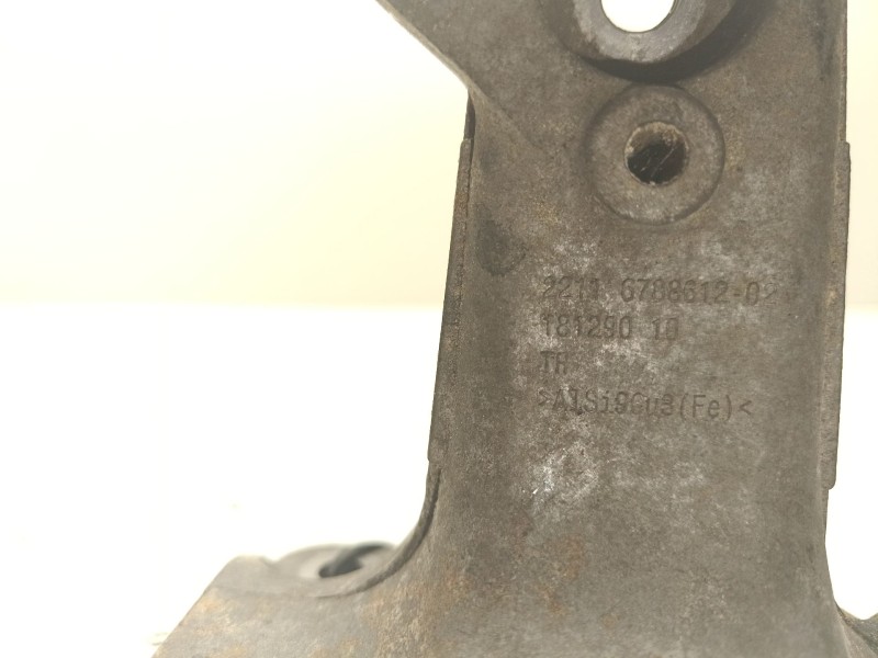 Recambio de soporte motor derecho inferior para bmw serie 1 berlina (e81/e87) referencia OEM IAM 2211678861202  
