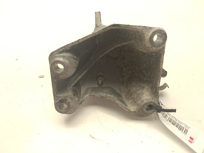 Recambio de soporte motor derecho superior para bmw serie 1 berlina (e81/e87) referencia OEM IAM 2211678191601  