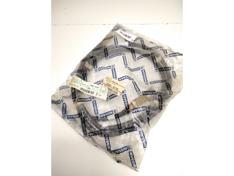 Recambio de cable positivo de bateria para nissan vanette cargo furgón (hc 23) 1.6 i referencia OEM IAM 240809C104  