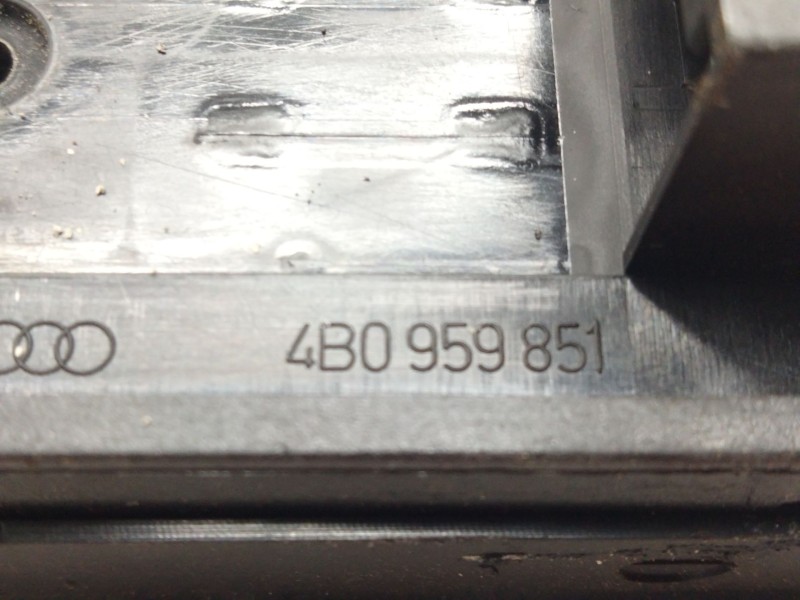 Recambio de mando elevalunas delantero izquierdo para audi a6 avant (4b5) 2.7 t quattro referencia OEM IAM 4B0959851  