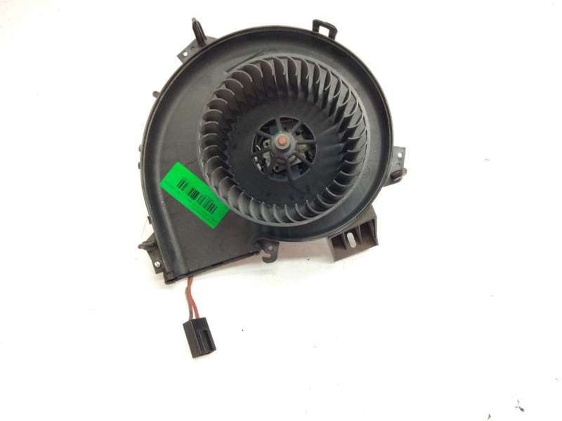 Recambio de motor calefaccion para opel corsa c 1.2 16v cat (z 12 xep / lb4) referencia OEM IAM   