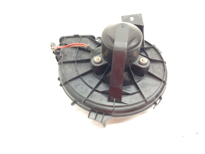 Recambio de motor calefaccion para opel corsa c 1.2 16v cat (z 12 xep / lb4) referencia OEM IAM   