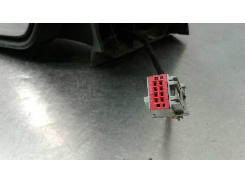 Recambio de retrovisor izquierdo para ford fiesta (cbk) futura referencia OEM IAM 1315843  