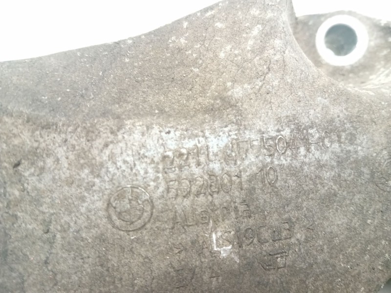 Recambio de soporte motor izquierdo inferior para bmw serie 1 cabrio (e88) referencia OEM IAM 2211677504101  