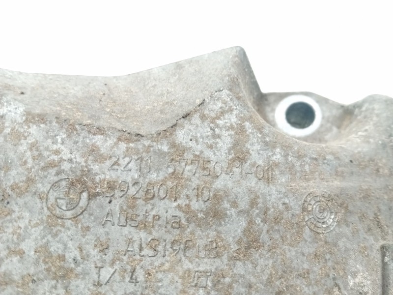 Recambio de soporte motor izquierdo superior para bmw serie 3 berlina (e90) 2.0 16v referencia OEM IAM 2211677504101  