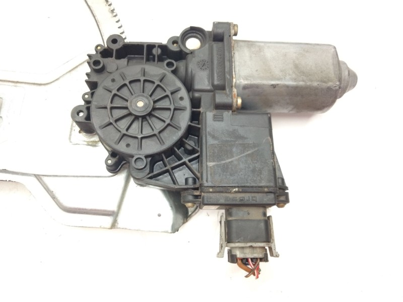 Recambio de elevalunas delantero derecho para opel astra g coupé 2.2 16v edition referencia OEM IAM 103394100  