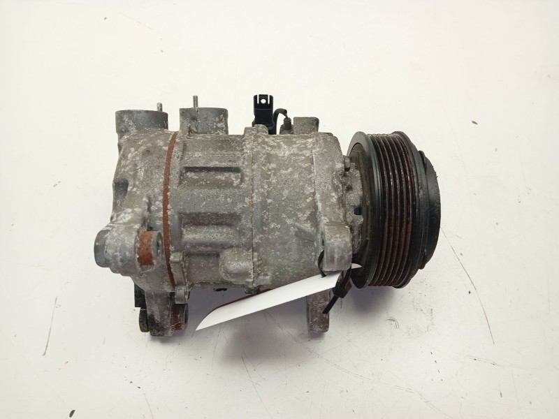 Recambio de compresor aire acondicionado para bmw 1 (f20) 120 d referencia OEM IAM GE44772604711  