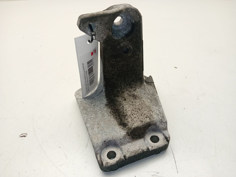 Recambio de soporte motor derecho superior para bmw x1 (e84) sdrive 20 d referencia OEM IAM 2211678861202  