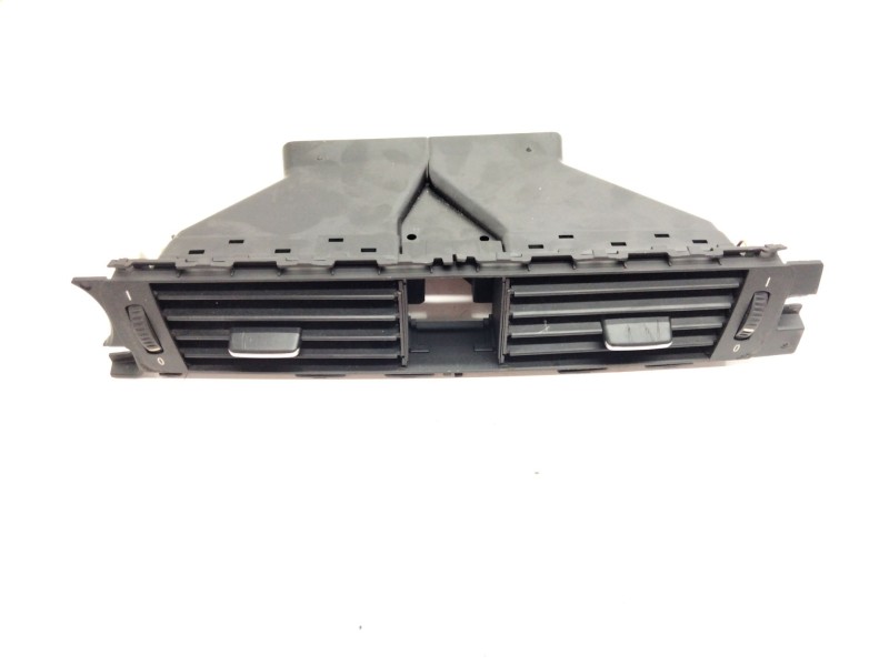 Recambio de aireador central para bmw serie 3 touring (e91) 318d referencia OEM IAM 91304589  