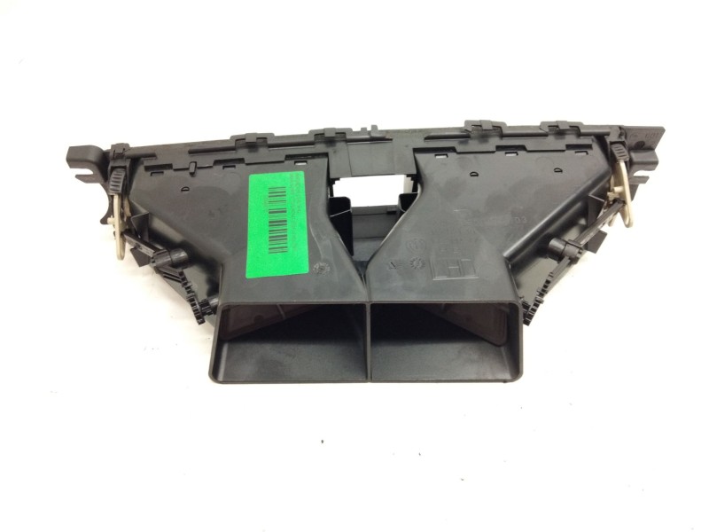 Recambio de aireador central para bmw serie 3 touring (e91) 318d referencia OEM IAM 91304589  