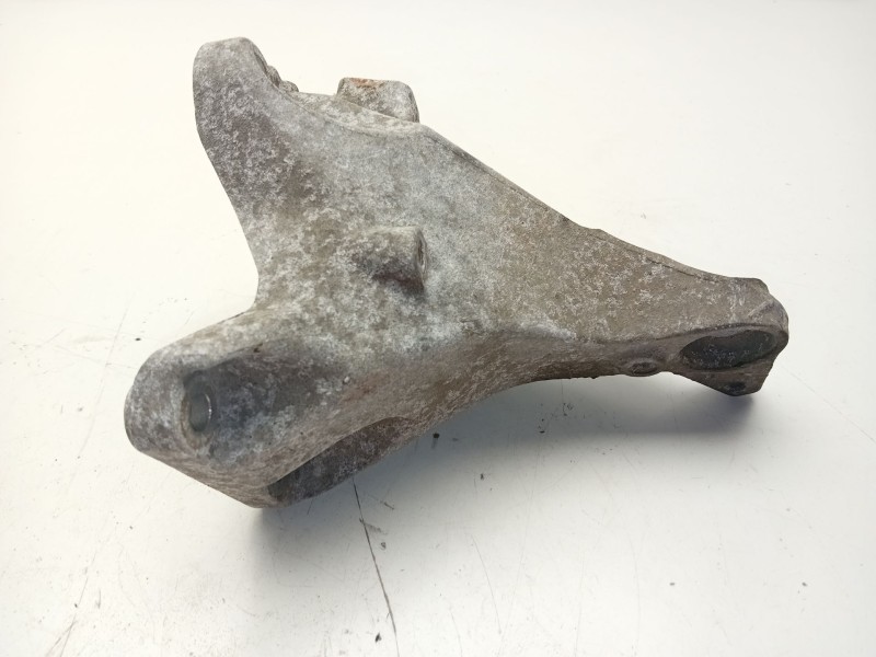 Recambio de soporte motor derecho inferior para bmw serie 3 berlina (e90) referencia OEM IAM 2211678191601  