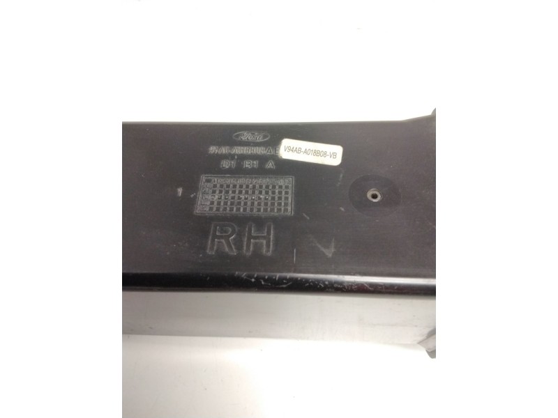Recambio de aireador derecho para ford mondeo i (gbp) 1.8 td referencia OEM IAM V94ABA018B08VB 91AGA018B08AB D1B1A
