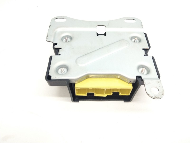 Recambio de centralita airbag para mitsubishi space star (a00) 1.2 referencia OEM IAM 8635A601  