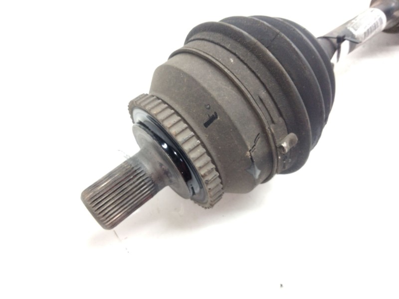 Recambio de transmision delantera derecha para volvo s60 berlina 2.4 diesel cat referencia OEM IAM P8689214  