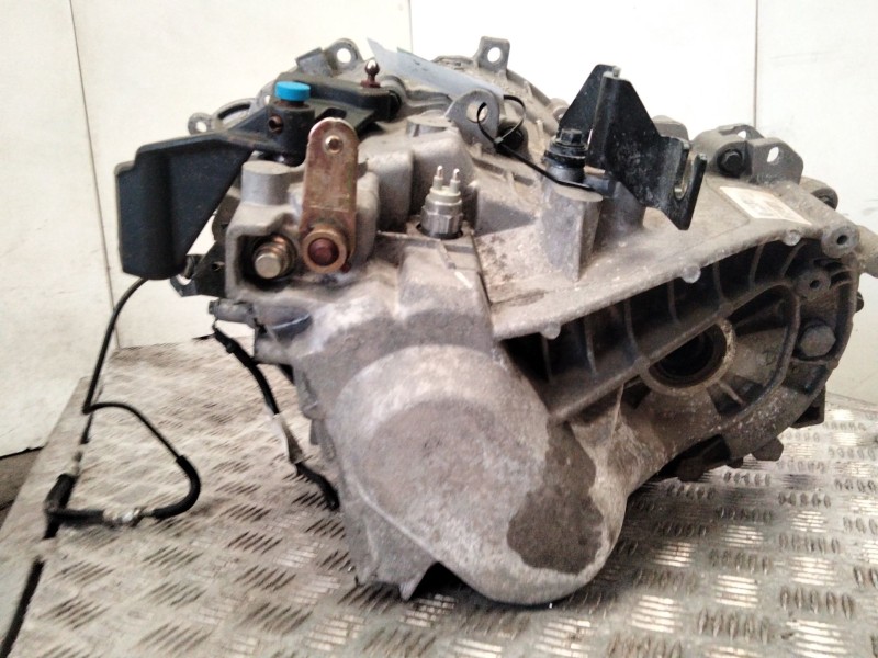 Recambio de caja cambios para volvo s60 berlina 2.4 diesel cat referencia OEM IAM P9482300  