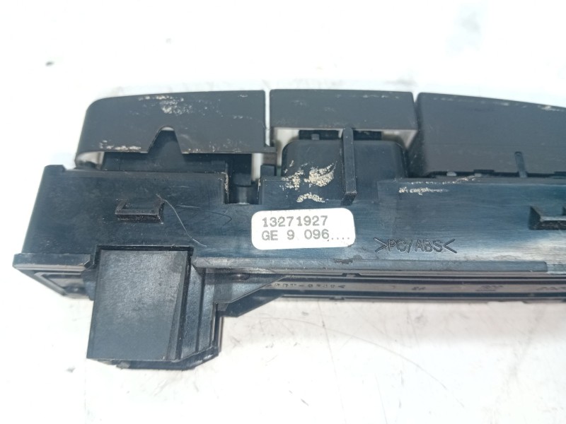 Recambio de warning para opel insignia sports tourer sport referencia OEM IAM 13271927  