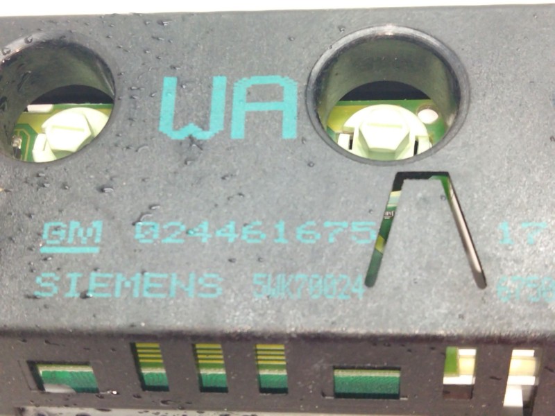 Recambio de pantalla multifuncion para opel agila cosmo referencia OEM IAM 024461675  