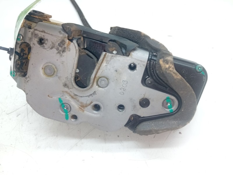 Recambio de cerradura puerta trasera derecha para opel insignia sports tourer sport referencia OEM IAM 1353808  