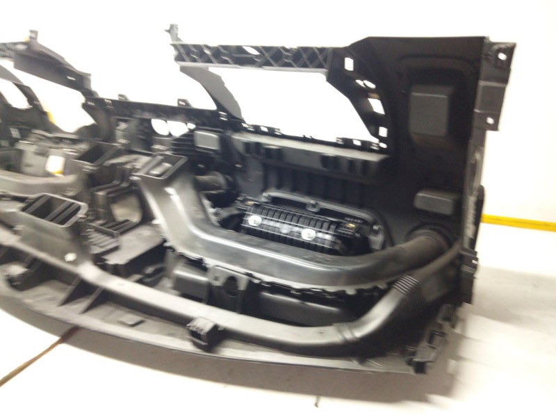 Recambio de salpicadero para nissan nv400 pritsche doppelkabine 2.3 dci diesel cat referencia OEM IAM   