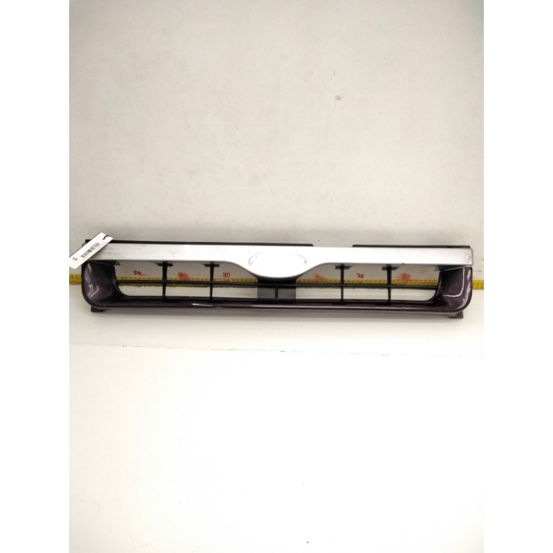 Recambio de rejilla delantera para ford maverick (uds, uns) 2.4 i (uds) referencia OEM IAM 623100F100 GRANATE 049008