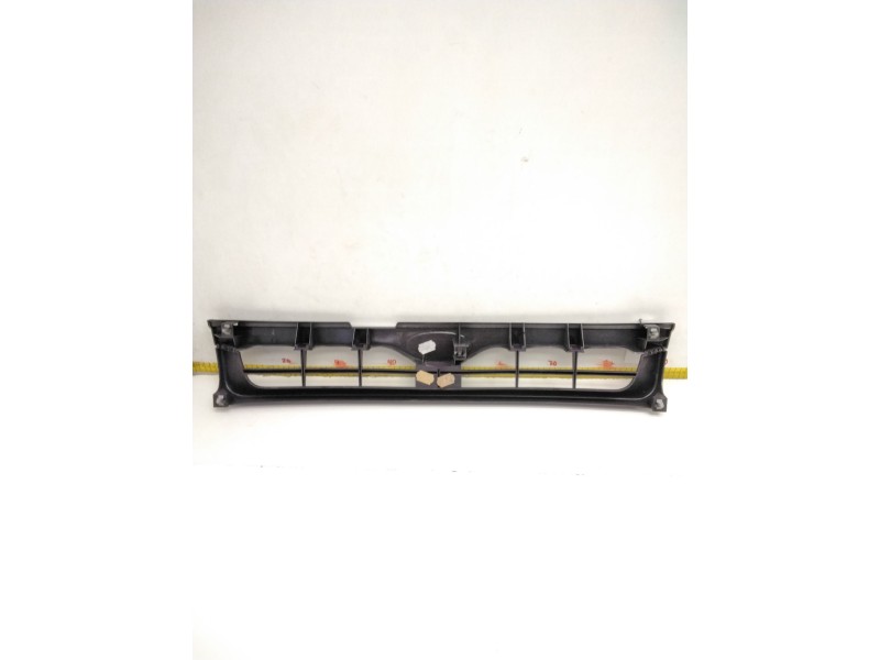 Recambio de rejilla delantera para ford maverick (uds, uns) 2.4 i (uds) referencia OEM IAM 623100F100 GRANATE 049008