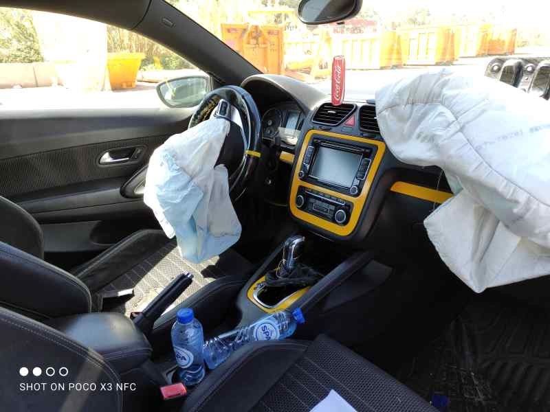 volkswagen scirocco (137) del año 2011