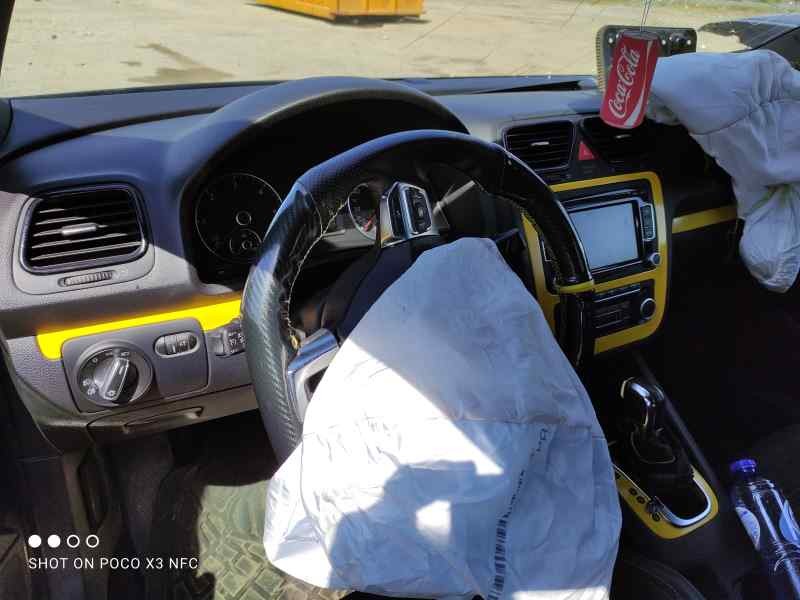 volkswagen scirocco (137) del año 2011